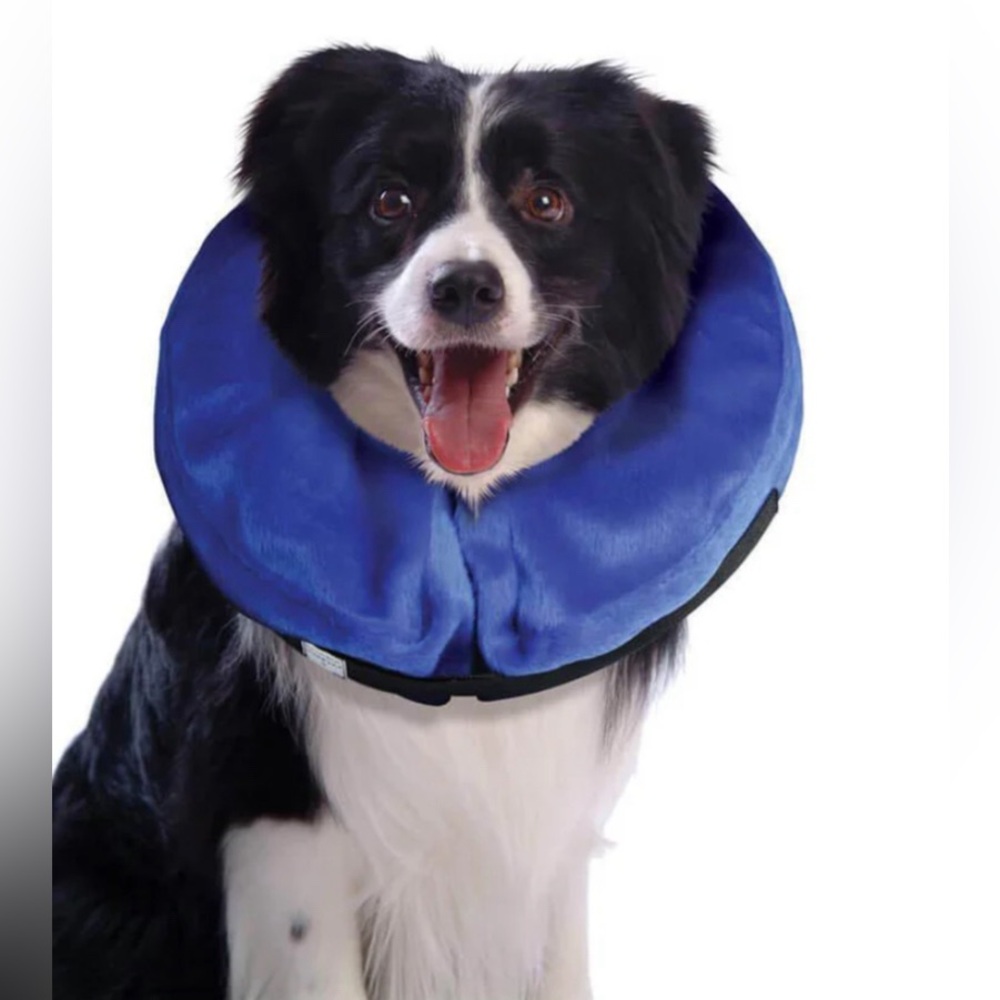 Kong Cloud inflatable collar medium breeds New with Tags